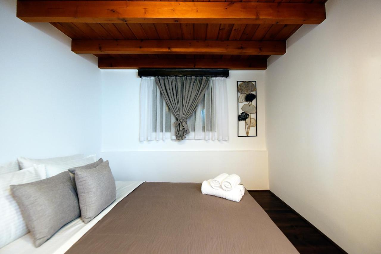 Paraskevi Luxury Apartments Kattavia Exterior photo